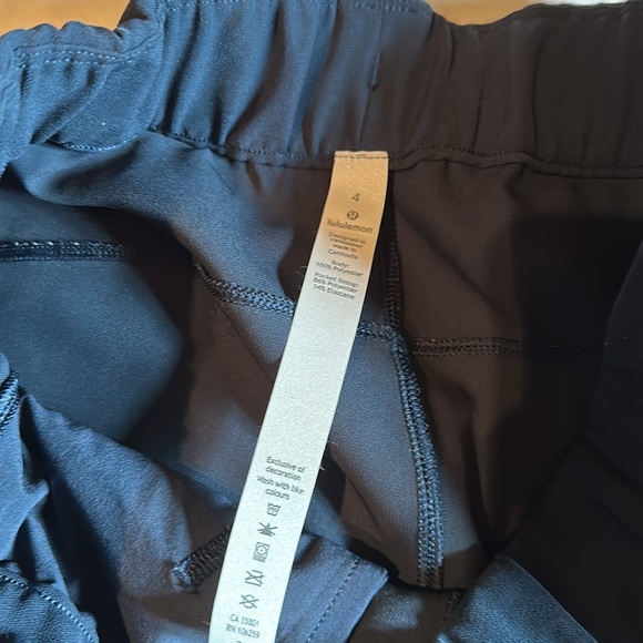 Lululemon pants - Picture 2 of 2